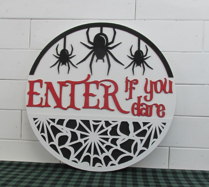 16” Holiday Wood Round and Overlay